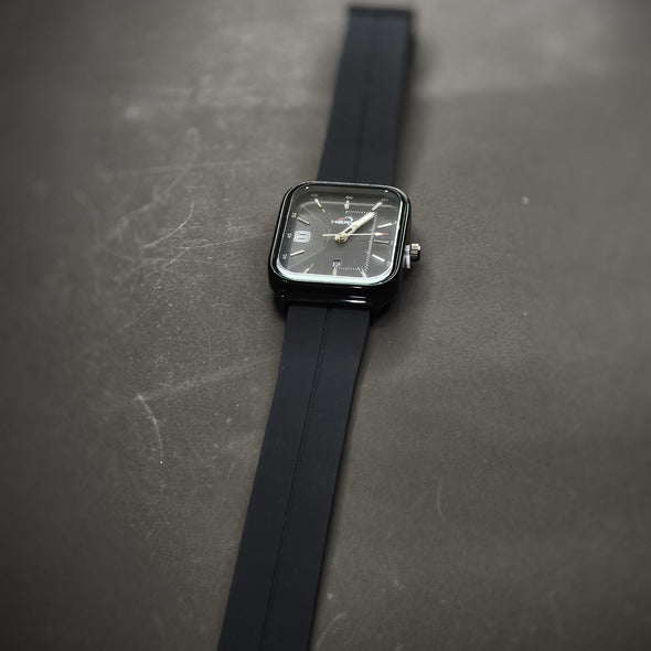 Heryi Seamer Down Second Magnet Strap Watch
